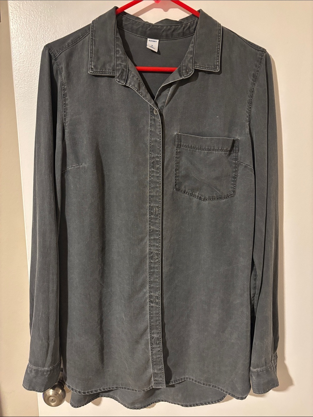 Old navy button down shirt